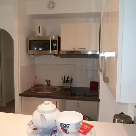 Center Festival And Apartment